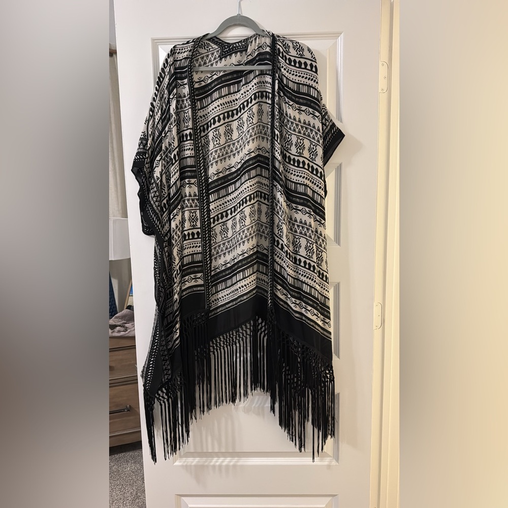 Midnight Roamer Kimono